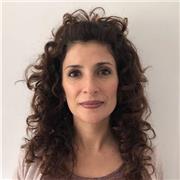 Profesora de lengua castellana y literatura (española, latinoamericana, argentina) Especialista en acompañar a niños y jóvenes en sus procesos de aprendizaje